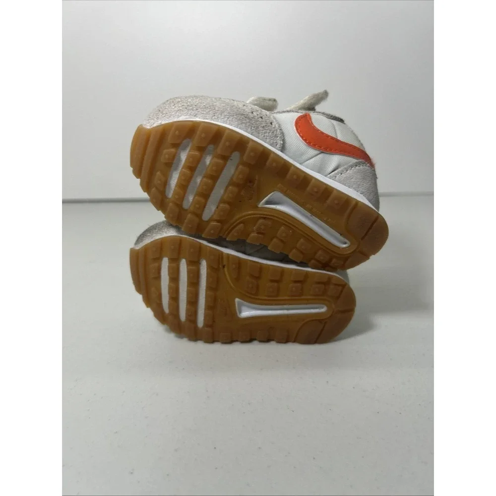 Nike MD Valiant Sneakers Toddler‎ Size 2C White Orange CN8560-103